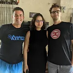 Edicula com um quarto banheiro e piscina e lazer