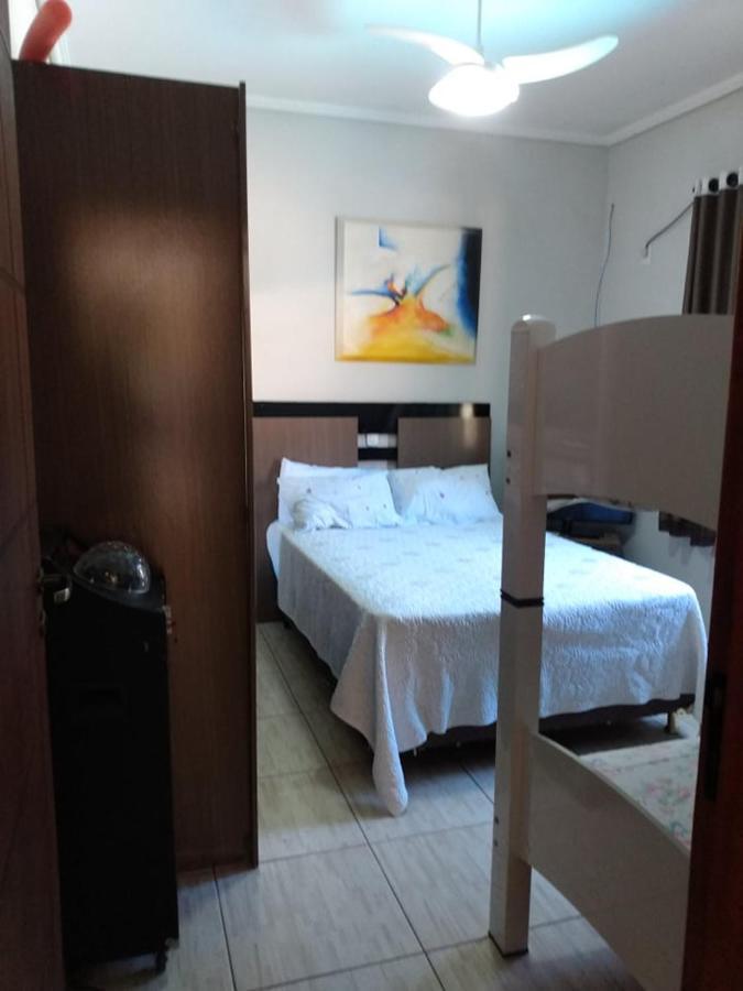 Casa de hóspedes Edicula Com Um Banheiro E Piscina E Lazer *