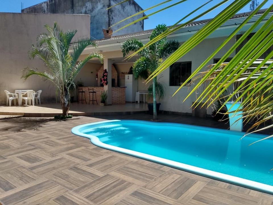 Casa de hóspedes Edicula Com Um Banheiro E Piscina E Lazer